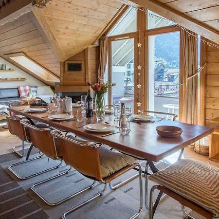 Vallet - Year * Chamonix