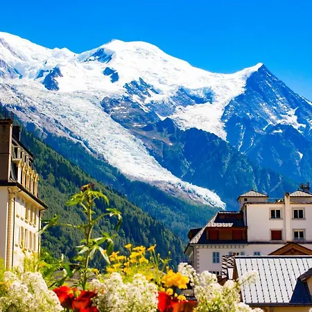 Vallet - Year Chamonix